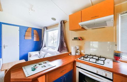 3 Bedroom Amazing Home In Barjac - Photo 7