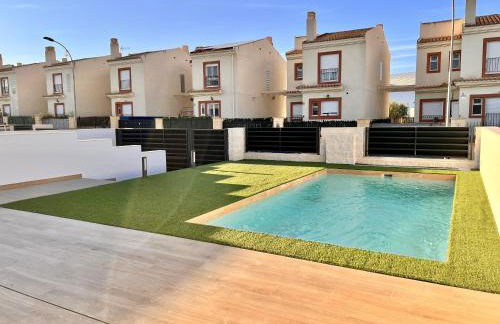 La Masion de Tout Seasonal Rental - Photo 79