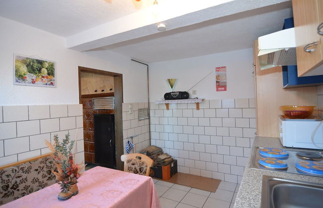 Holiday Home in Neustadt am Rennsteig With Pond - Foto 19