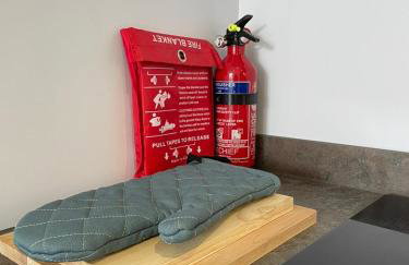 Square Flat - Modern - En-Suites - 6 Guests - Foto 8