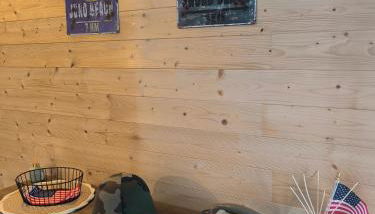 GITE A THEME D-DAY - situé à 15mn d'Omaha Beach - Animaux OK - Terrain clos - Aucuns voisins - WIFI - Foto 4