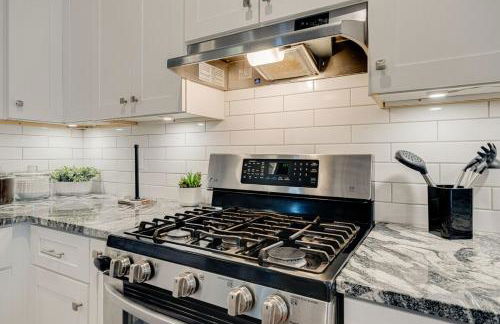 Large East Nashville Home with Game Room sleeps 12 - Foto 15