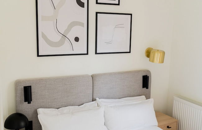 Bob W Peterhof - Photo 17