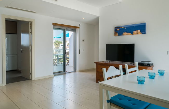 Beautiful Apartment With Terrace and a Pool - Foto 7