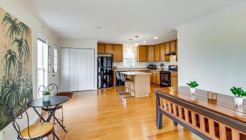 Walk to Dtwn and Campus! Spacious Hampton Home - Foto 2