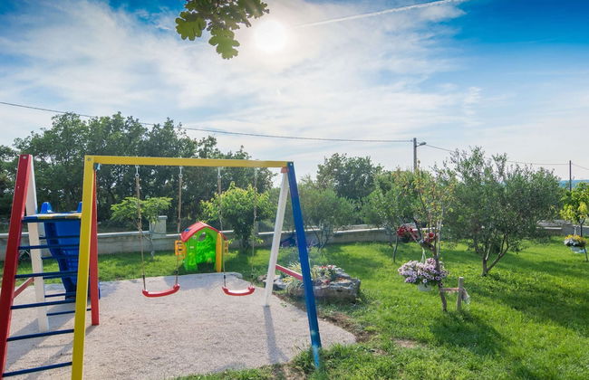 Beautiful Villa in Lisicic With Private Pool - Foto 36