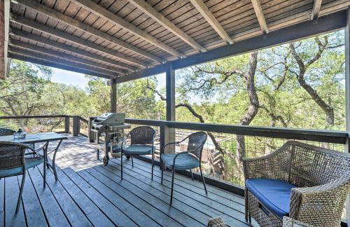 Canyon Lake Hideaway with Fire Pit and Yard! - Foto 32