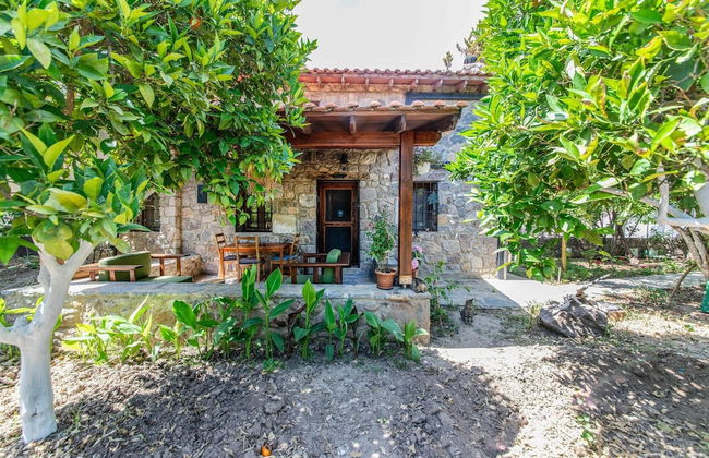 Chic Villa w Fireplace 3 min to Beach in Bodrum - Photo 11