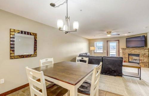 WFC IV Adults or Families Lakefront View - Foto 6