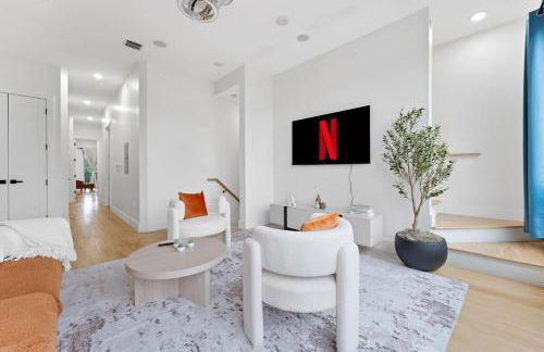 3BR Luxury w Rooftop Views - Foto 27