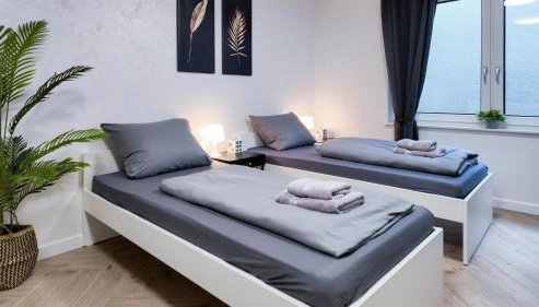 ALFA Stuttgart Mikro-Apartment 2 Betten Küche Bad l SmartTV WIFI l Porsche & Bosch l 2 Beds Kitchen Bath BS21A1 - Foto 3
