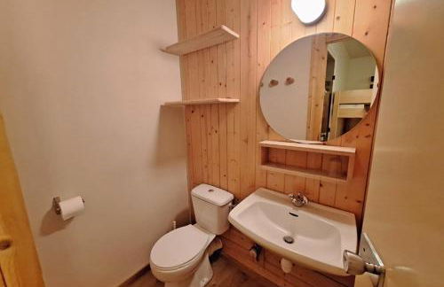 Cozy apartment with balcony and pool - Photo 13