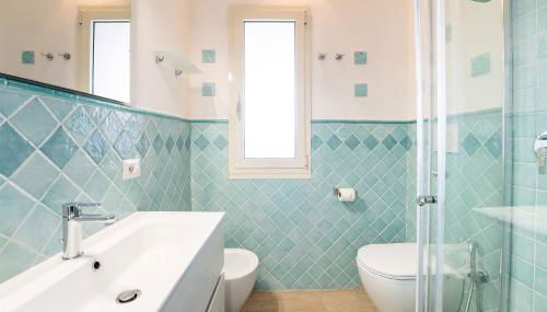 Casa Smeralda, Sea View beachfront SouthSardiniaHolidays - Foto 5, towels, Shower