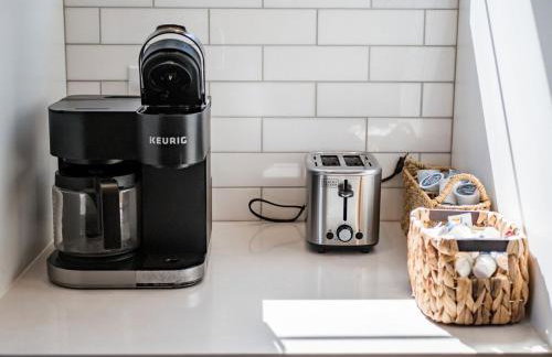 Rooftop Patio, Hot Tub and Games City Escape - Foto 16