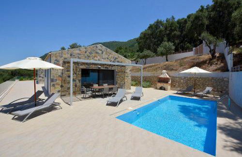 Corfu Travel Stories Villa, Private Pool - Stunning Sea Views - Accessible - 4 Bedrooms - Foto 8