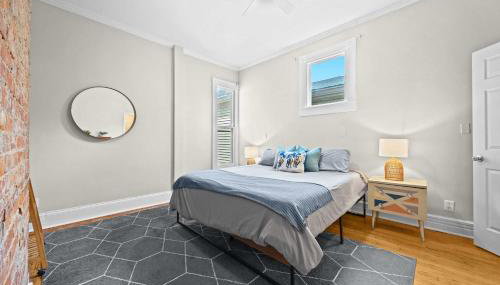 Cozy 1BR Near Downtown King Bed Full Kitchen - Foto 3