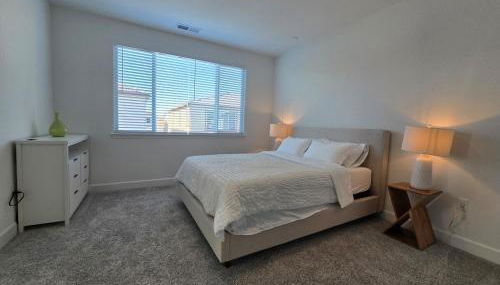 Beautiful Roseville Home - Quiet Neighborhood - Near Galleria Mall - Foto 5