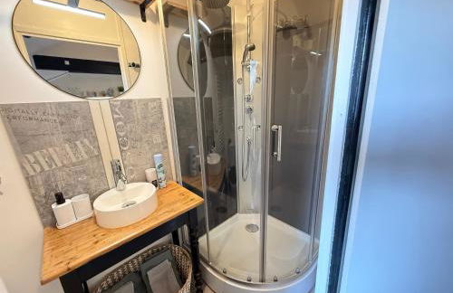 Studio 4 personnes à 3 min du Metro B - Aux portes de Lyon - Foto 10