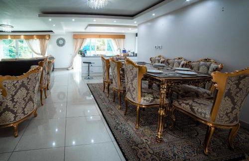 Family & Contractors 3 BR Bungalow Cot Garden Netflix Coffee Station - Foto 38