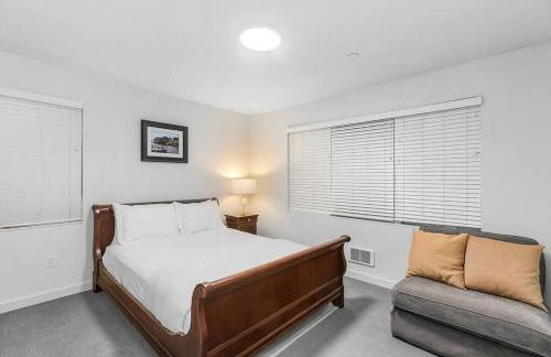 The Sweetest Hideaway - 81 Walkscore! - Foto 18