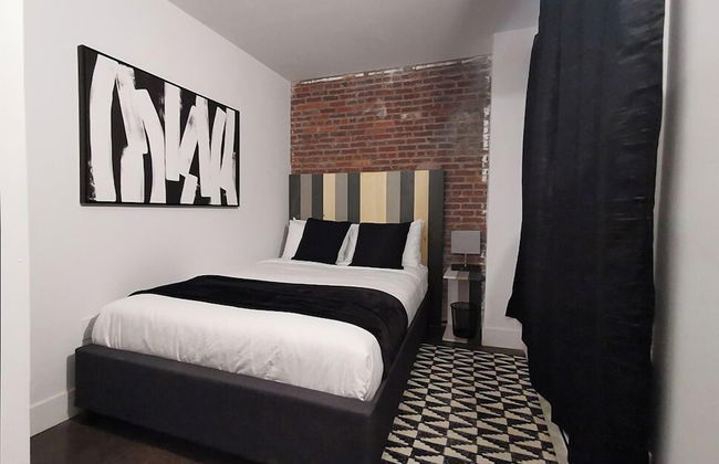 Cameo Hotel and Suites - Photo 42