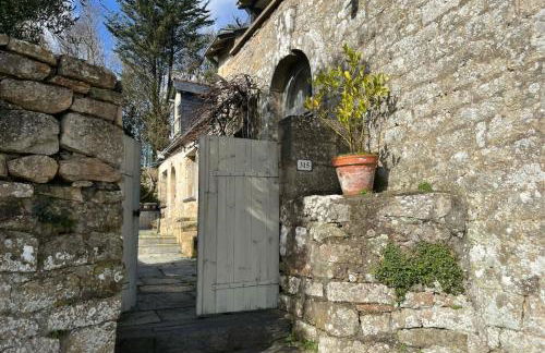 Unique Family House Steps from Port Miquel Beach - Foto 37