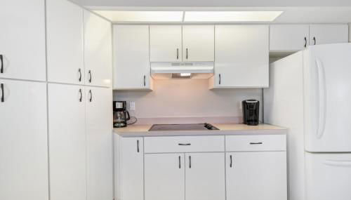 Waterfront Paradise! Heated Pool, Dock, Grill, Fishing near restaurants and shops - Foto 5, stove