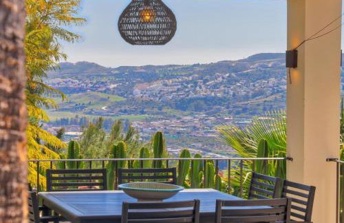 Amazing villa with panoramic views - Photo 31