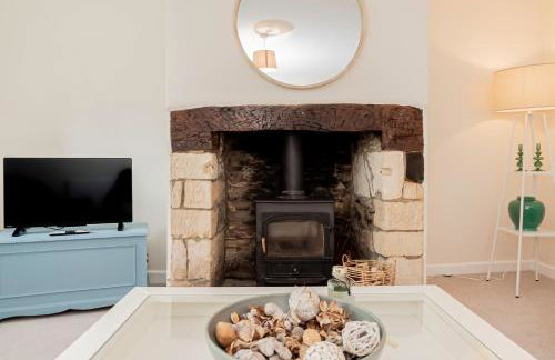 Farmhouse Retreat, 4 Bed, Pet Friendly - Photo 31