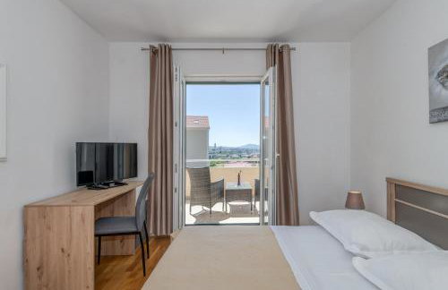 Apartment Renata + PRIVATE swimming pool in SPLIT - Foto 24