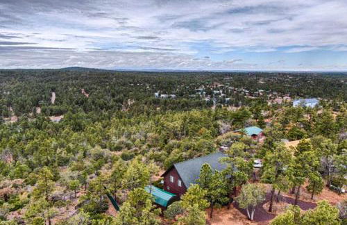 Mtn-View Hilltop Hideaway with Deck in Show Low - Foto 26