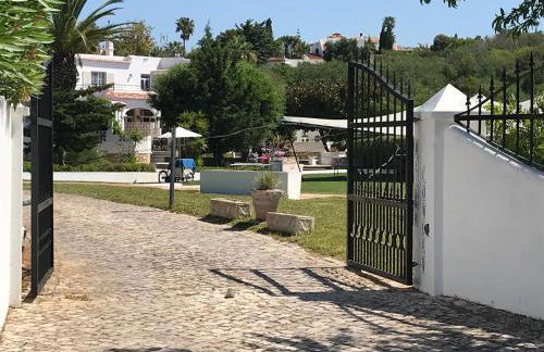 CASA BEACHCOMBER Le jardin des Arts - Foto 1