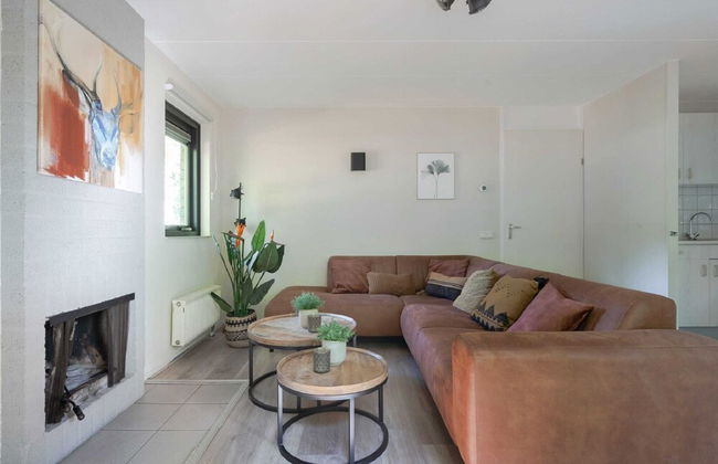 Woodland Bungalow w/ Pool - Photo 8