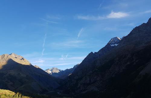 Agréable appartement au calme avec vue montagne, commune de Le Monêtier les Bains - Le Freyssinet - Photo 49