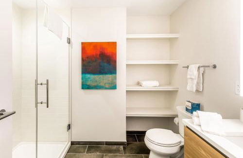 Modern Apt with City Views - Foto 5