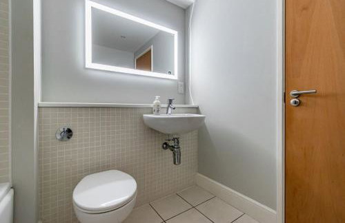 amazing apartments - Cables Wynd near The Shore - Free Parking - Foto 21