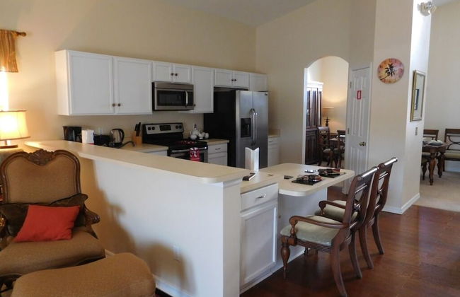 Spacious 6-bedroom Home in Hampton Lakes Perfect for Family Getaways! - Foto 10