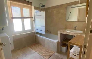 Entre les Alpilles et le Luberon 3 chambres 10 pers - Photo 22