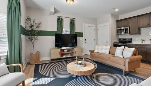 *NEW* Charm on Church ~ Cozy, Modern, Downtown Apt - Foto 4