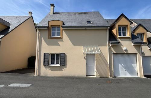 Jolie Colombe, maison 3 ch 2 sdb beau jardin terrasse aménagée à 15 mn à pied de la mer du centre Port en Bessin proche golf et d'Omaha Beach et Bayeux - Photo 34