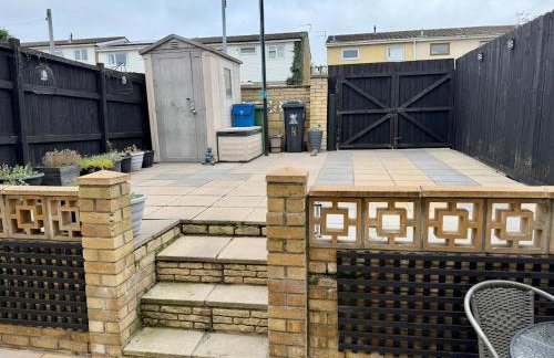 Stylish 3-Bed Family Pet-Friendly Home with Garden - Foto 10