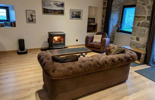 Grande ferme de 250m2 rénovée au charme rustique - Foto 4