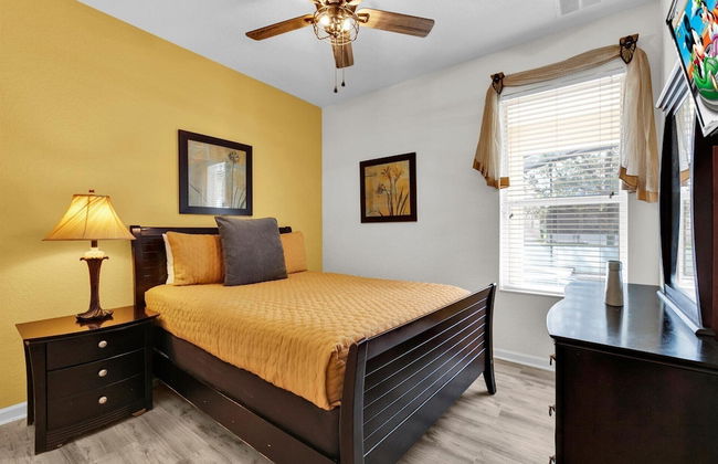 7756 Grassendale Street - Foto 2