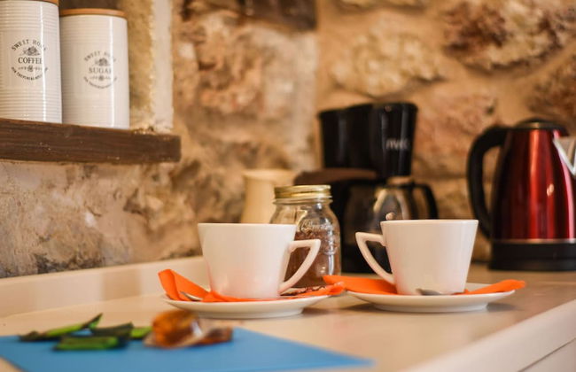 Secluded Mountain Refuge - Theonimfi Paradise Gem - Foto 12