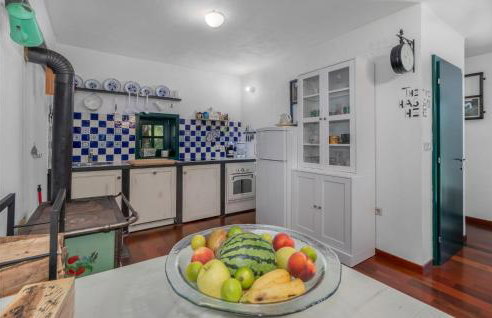 2 Bedroom Gorgeous Home In Frkasic - Photo 5