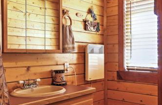Remote Antimony Log Cabin with Green Meadow Views! - Foto 17