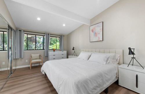 Stylish & Spacious Retreat in Downtown Bellevue - Foto 53