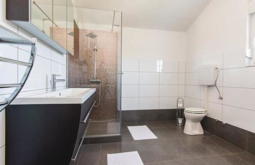 Villa Laura with pool, Budak, Zadar county - Photo 28