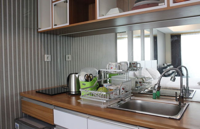 Bright Studio @ Tamansari La Grande Apartment - Foto 13
