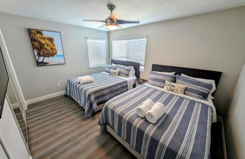 3 Bedrooms - Game Room - On the water - Foto 49